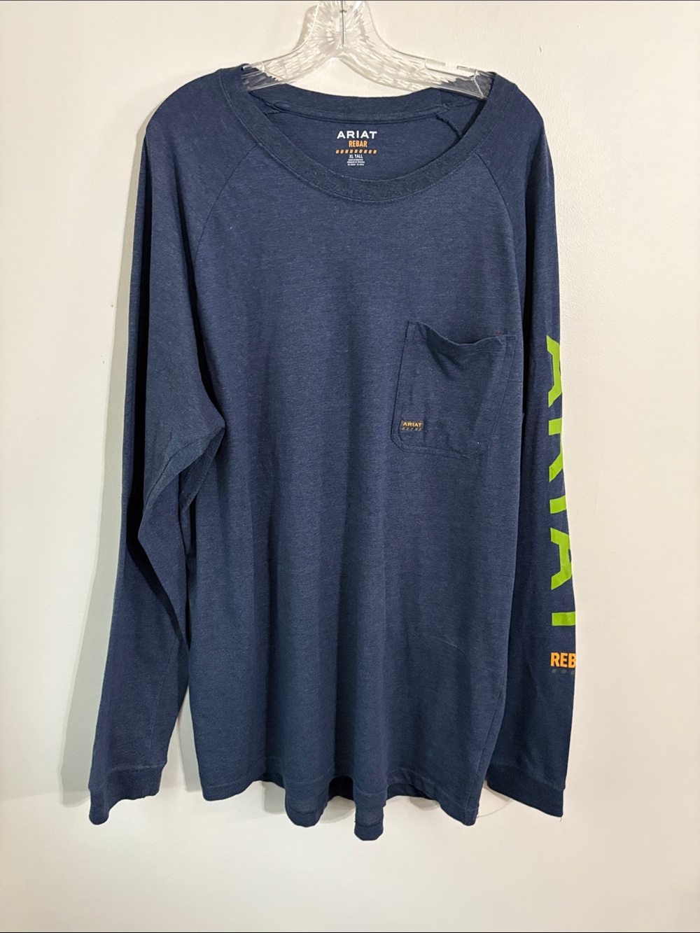 Ariat Navy Long Sleeve Pocket Tee with Lime Sleeve Logo NWOT Size XLT